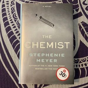 The Chemist by Stephenie Meyer